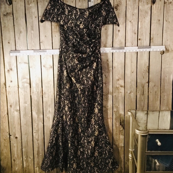 vince camuto sequin off the shoulder gown